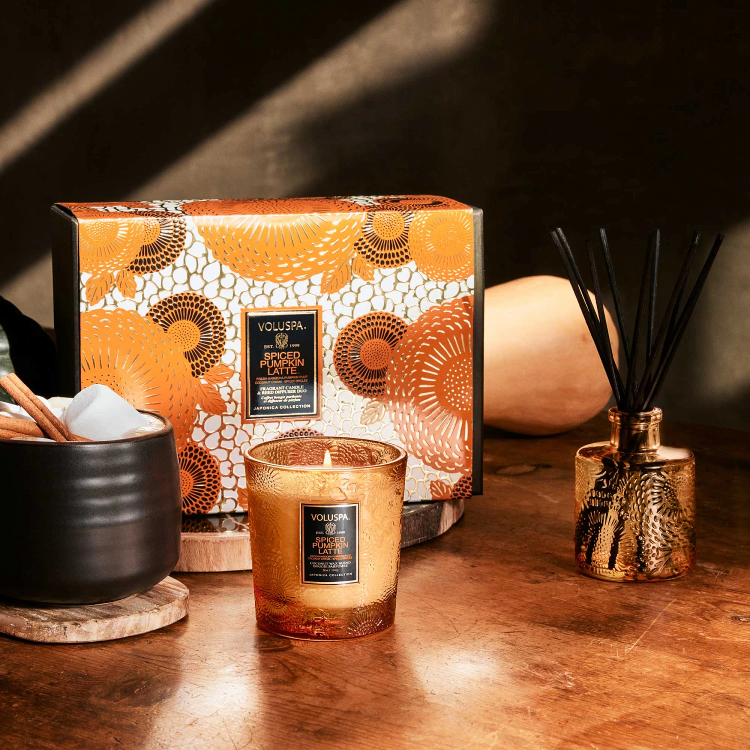 Voluspa Spiced Pumpkin Latte - Demi Candle & Diffuser Gift Set 4 Voluspa Spiced Pumpkin Latte - Demi Candle & Diffuser Gift Set - Image 2