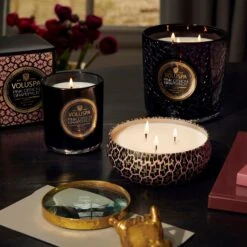 Voluspa Pink Citron Grapefruit - Luxe Candle -Voluspa PINK CITRON GRAPEFRUIT Luxe Classic 3WickTin Web V2 0fc76c79 c104 4225 ae47 e05b6bc83ee1