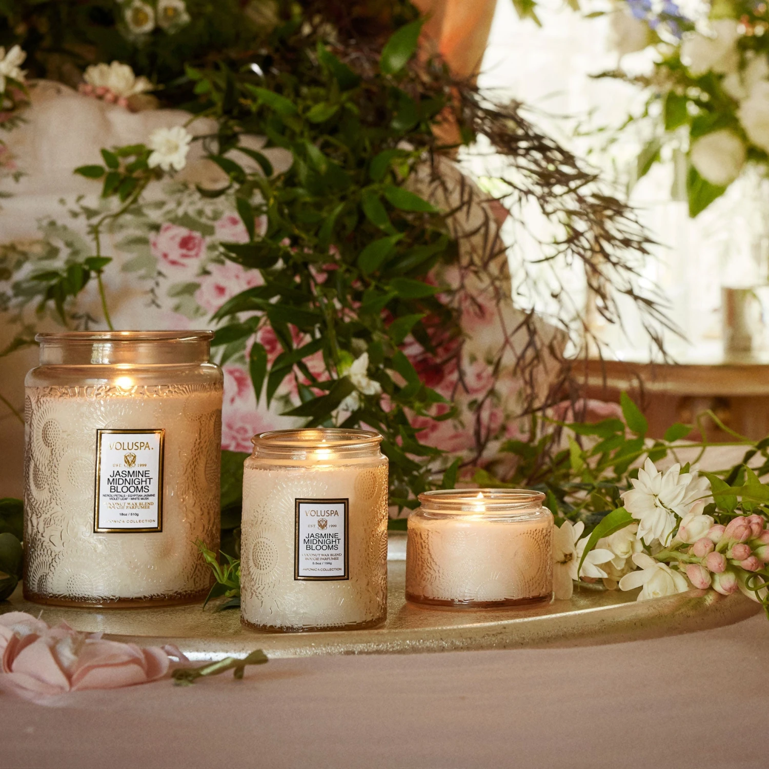 Voluspa Jasmine Midnight Blooms - Petite Jar Candle 4 Voluspa Jasmine Midnight Blooms - Petite Jar Candle - Image 2