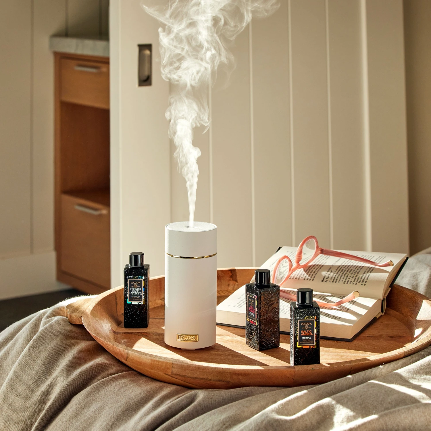 Voluspa Fragrance Oil Diffuser Device - White 8 Voluspa Fragrance Oil Diffuser Device - White - Image 6