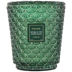 Voluspa - Noble Fir Garland 5 Wick Hearth Candle