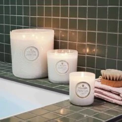 Voluspa - Eucalyptus & White Sage Luxe Candle -Voluspa fa22 lfopt 8407 2 web 1200x