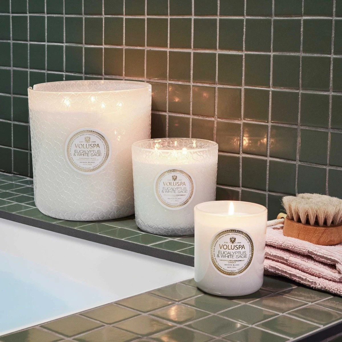 Voluspa - Gardenia Colonia 5 Wick Hearth Candle 8 Voluspa - Gardenia Colonia 5 Wick Hearth Candle - Image 6