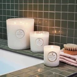 Voluspa - Suede Blanc 5 Wick Hearth Candle -Voluspa fa22 lfopt 8407 2 web 3