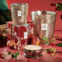 Voluspa - Gilt Pomander & Hinoki 2 Wick Hearth Candle -Voluspa ho21 ing 73816 72816 73216 web 3 1