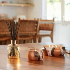 Voluspa - Spiced Pumpkin Latte Diffuser -Voluspa ho21 lf 72221 72521 72121 2 web