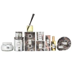 Voluspa Yashioka Gardenia - Petite Jar Candle -Voluspa petite embossed glass jar candle yashioka gardenia 1 f252