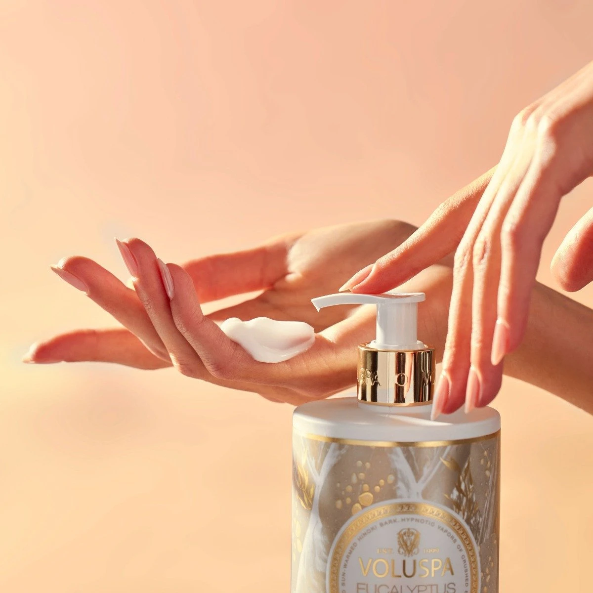 Voluspa - Eucalyptus & White Sage Hand Lotion 4 Voluspa - Eucalyptus & White Sage Hand Lotion - Image 2