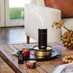 Voluspa - Ultrasonic Fragrance Oil Cordless Diffuser (Black) -Voluspa sp22 lfopt 74101 black 3 web