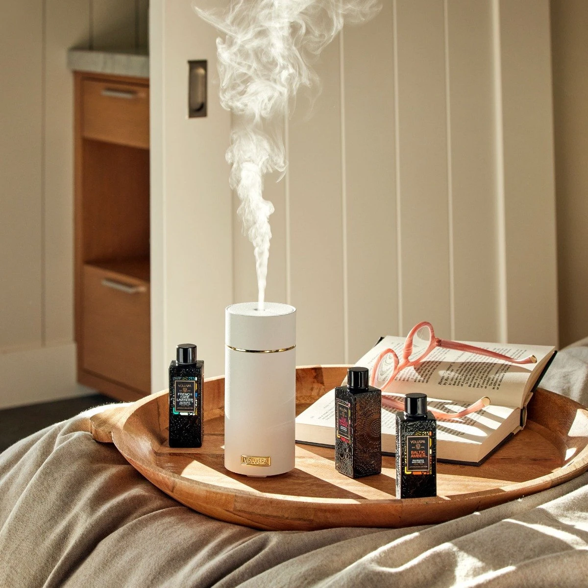 Voluspa - Ultrasonic Fragrance Oil Cordless Diffuser (White) 8 Voluspa - Ultrasonic Fragrance Oil Cordless Diffuser (White) - Image 6